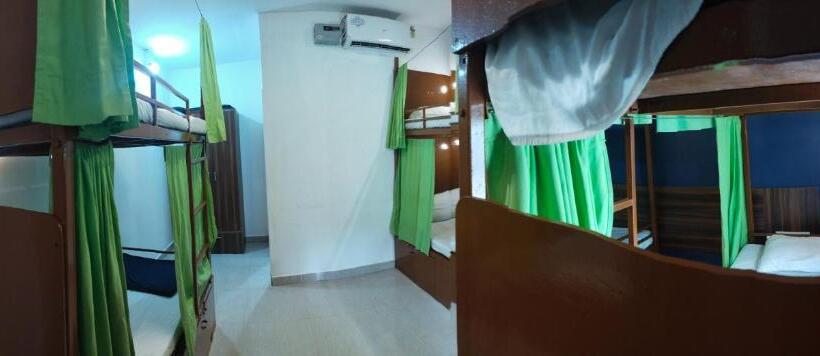 هاستل Jungle By Sturmfrei Morjim