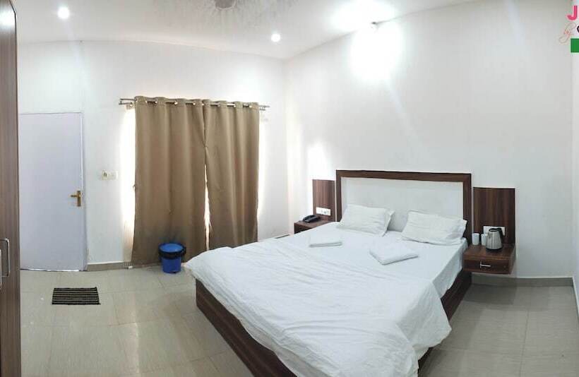 هاستل Jungle By Sturmfrei Morjim