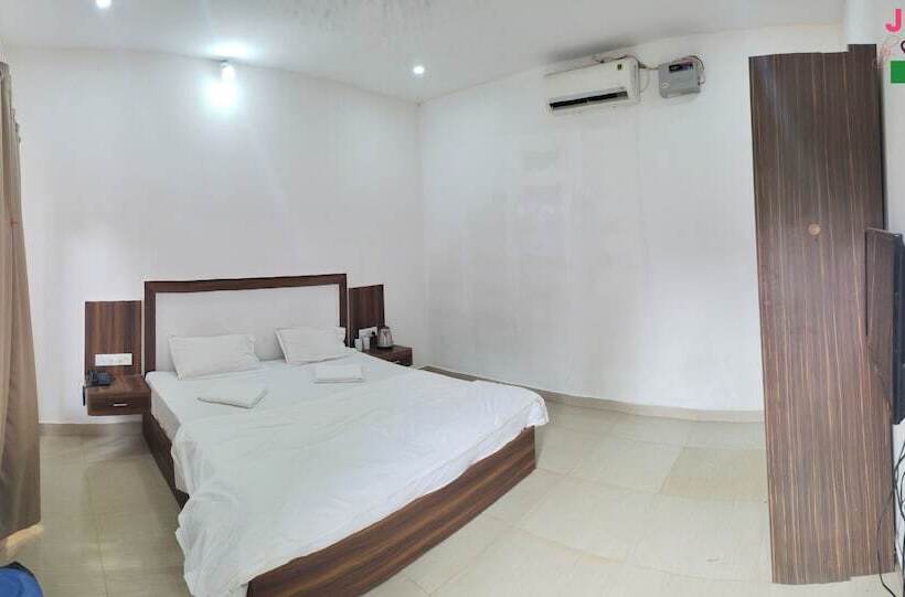 هاستل Jungle By Sturmfrei Morjim