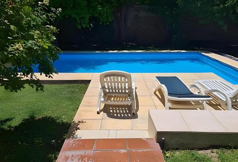 مبيت وإفطار Buen Viaje Mendoza