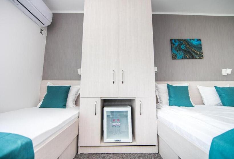 Otel хотел панорама китен