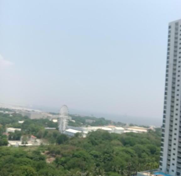 Hotel Luxurious Haven By The Bay   2br Near Moa Picc Ccp
