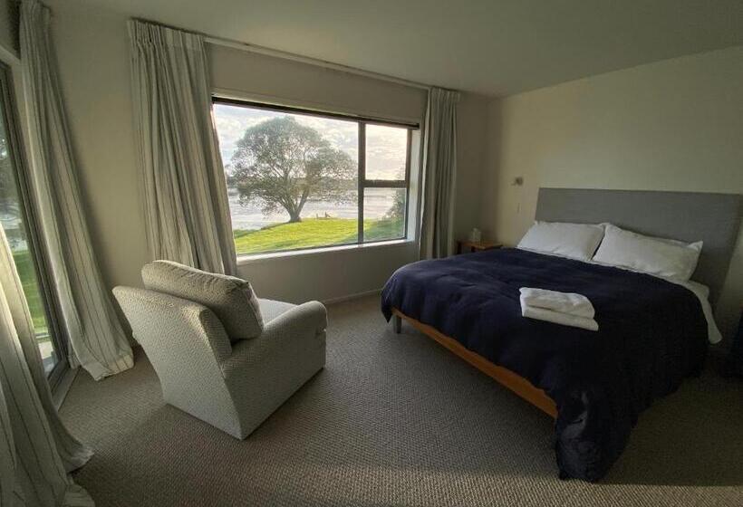 צימר Athenree Beach House