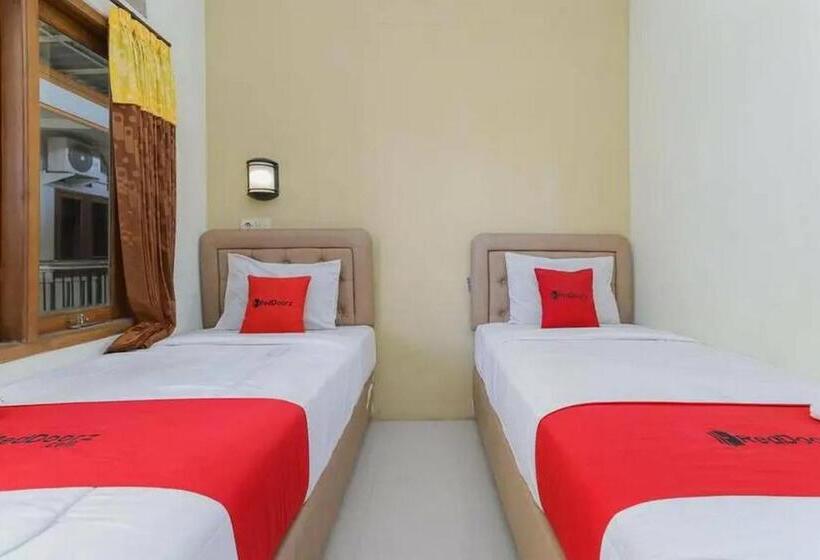 فندق Oyo 91292 Pondok Inap Shofwa 1