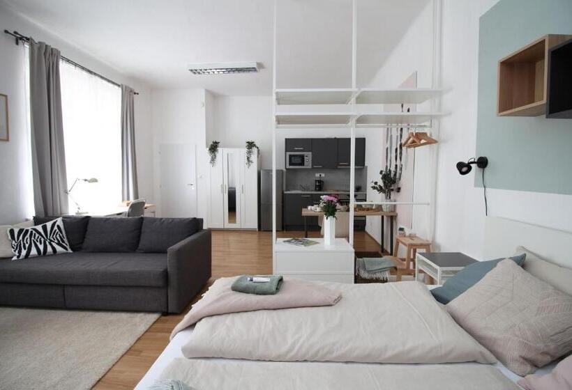 هاستل 7 Nights Apartments Dominikánské N