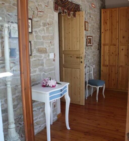 مبيت وإفطار Rocca Del Vento