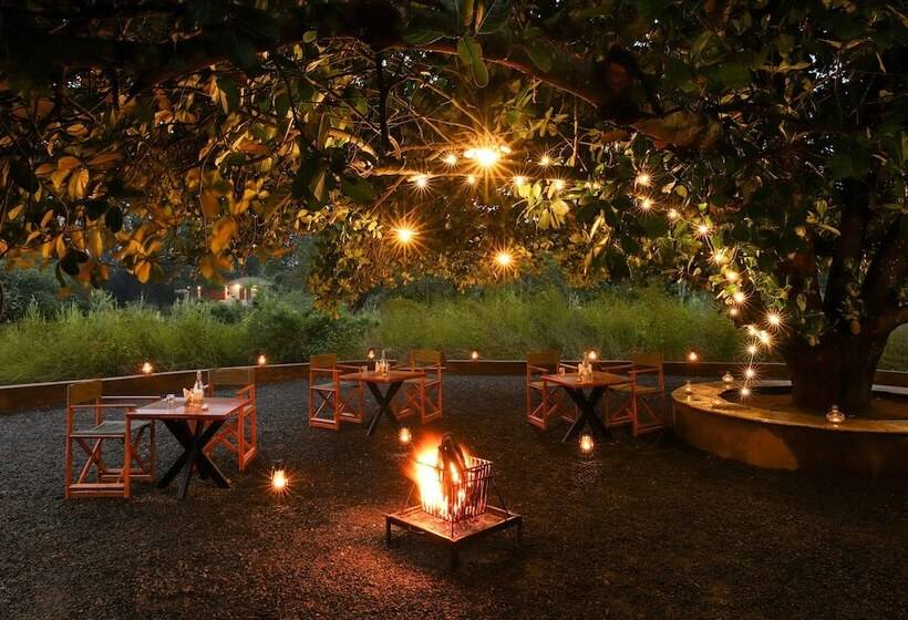 ホテル Lemon Tree Wildlife Resort, Kanha