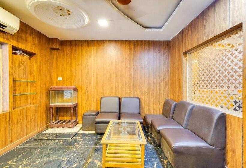 Super Hotel O Park Town Near Nehru Stadium