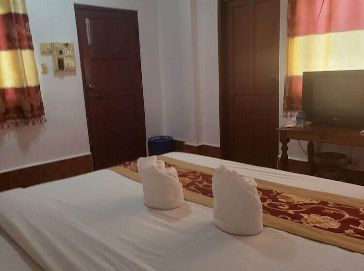 هتل Vangvieng Sunrise East