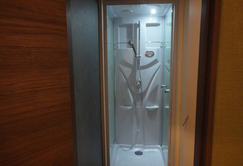 הוסטל Relak Guest House 登別 Station