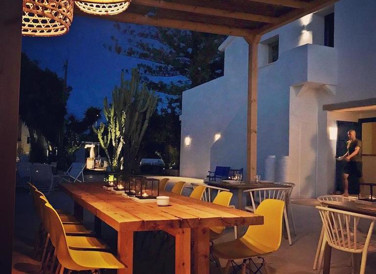 تختخواب و صبحانه Boho Suites Denia
