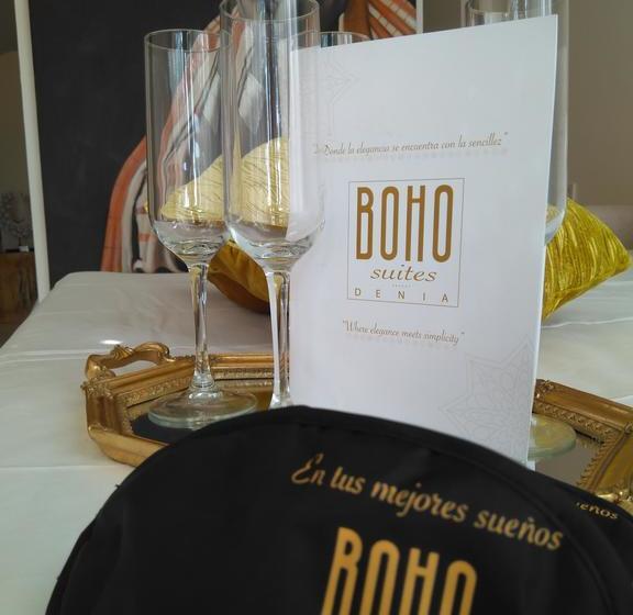 تختخواب و صبحانه Boho Suites Denia