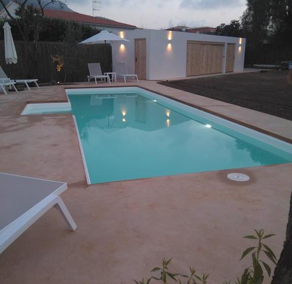 تختخواب و صبحانه Boho Suites Denia