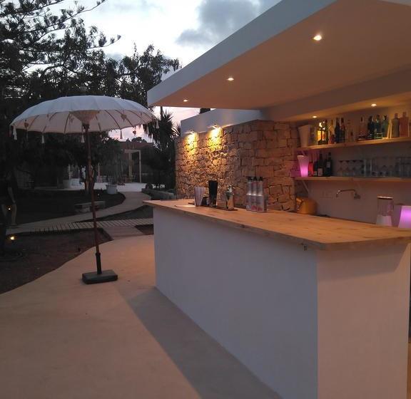 تختخواب و صبحانه Boho Suites Denia