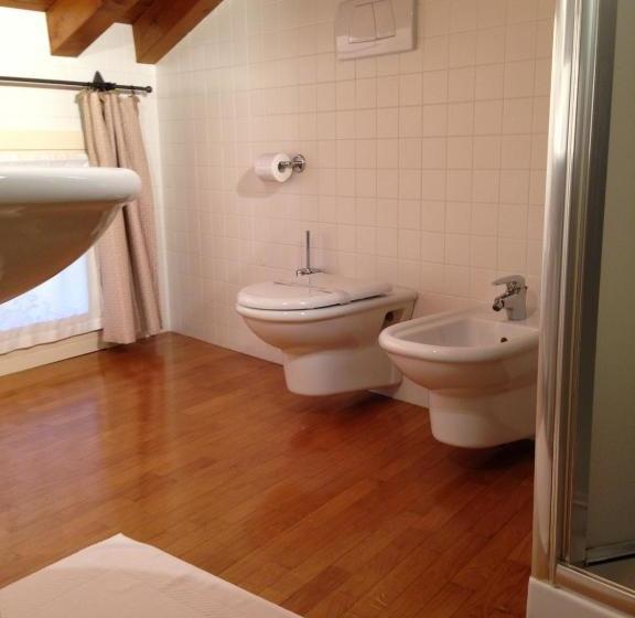 مبيت وإفطار La Dogana