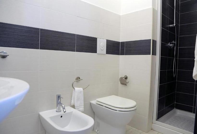 تختخواب و صبحانه Rooms La Perla Del Mare