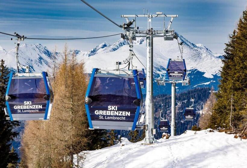 ホテル Grebenzenblick