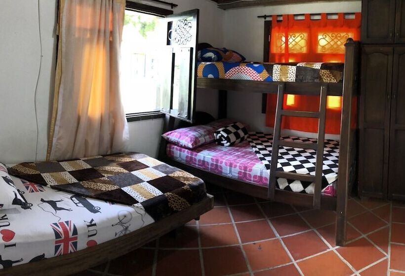 هتل La Fragata Src