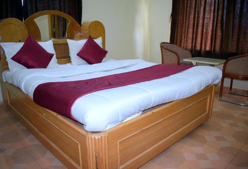 Отель Manas Homestay By Sky Stays