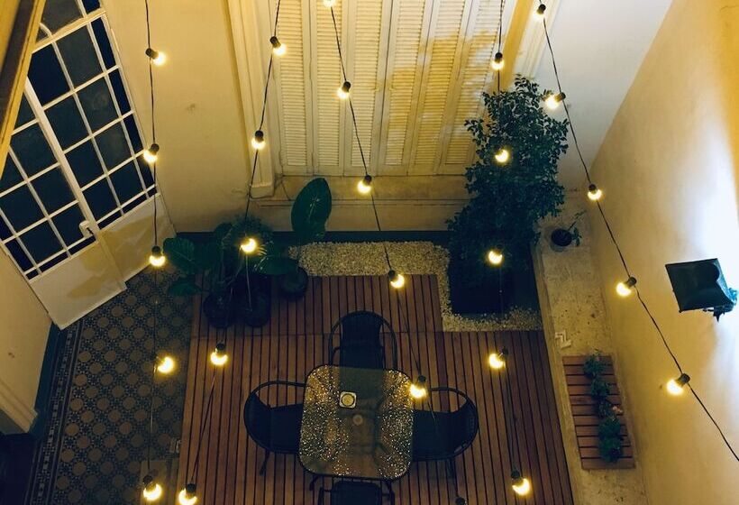 Lopez Hostel & Suites