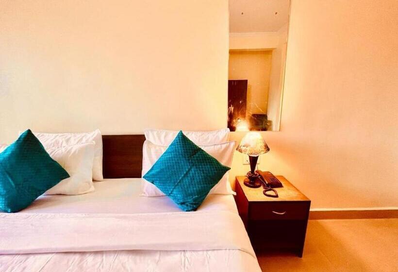 Shivam Classy Calangute Hotel & Resort   1 Km From Beach