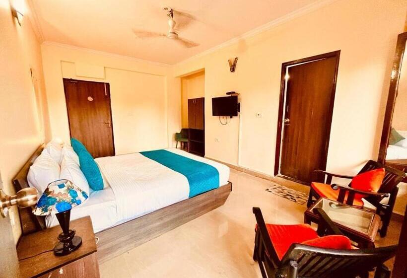 Shivam Classy Calangute Hotel & Resort   1 Km From Beach