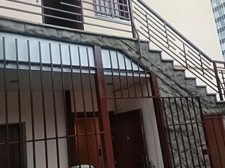 Hostel Komitas Avenue Guest House