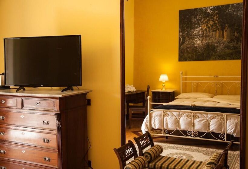 تختخواب و صبحانه Palazzo Melluso Luxury Suite