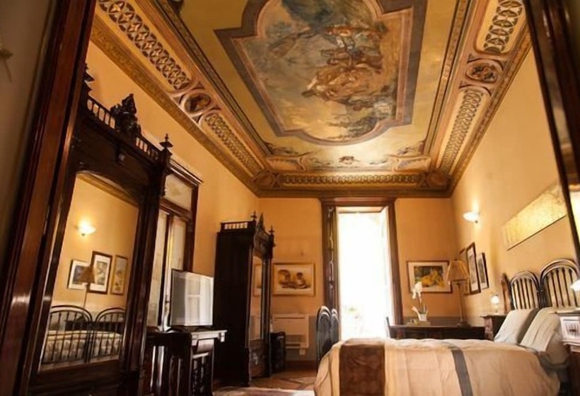 تختخواب و صبحانه Palazzo Melluso Luxury Suite