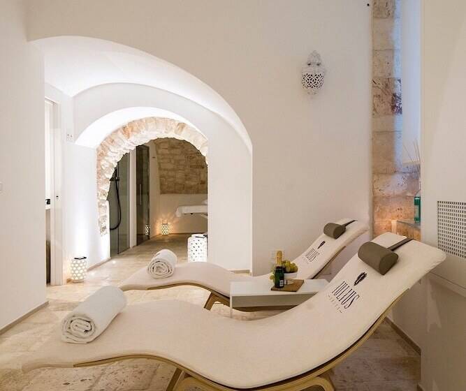 تختخواب و صبحانه Iulius Suite & Spa