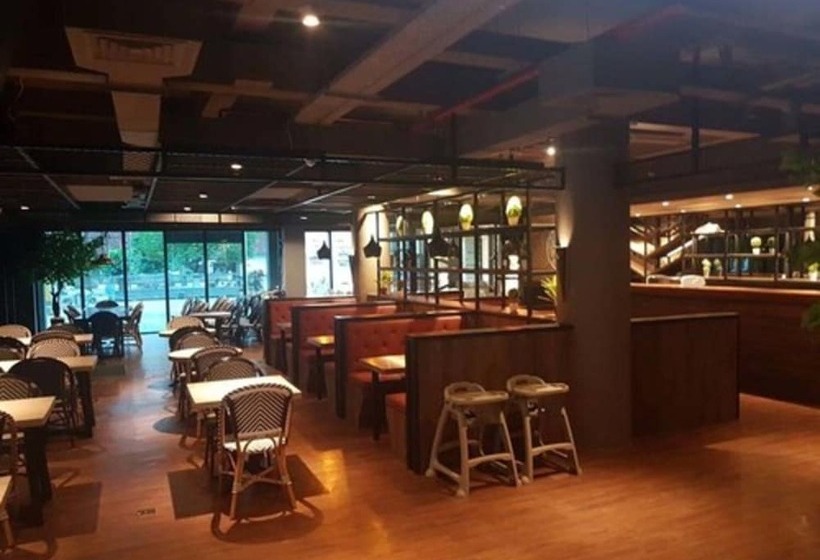 فندق All Nite & Day Palembang Veteran