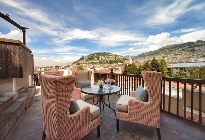 هتل Illa Experience