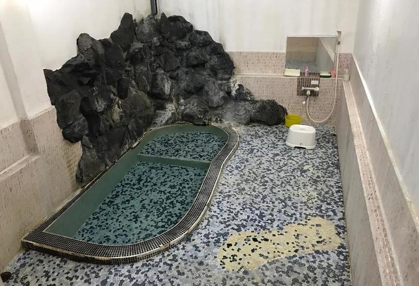 Niko Ryokan