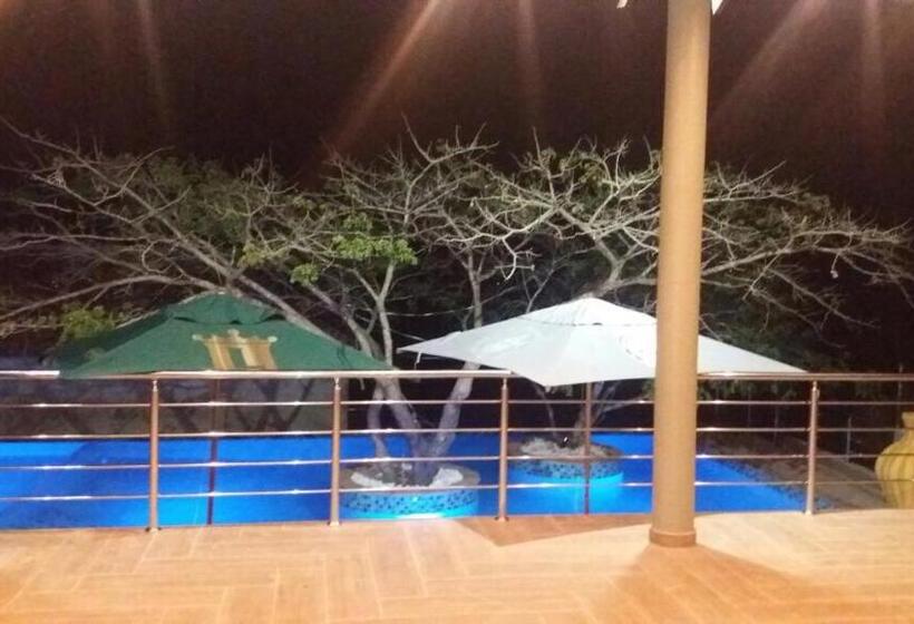 リゾートホテル Ossanzaia Bilene Lodge