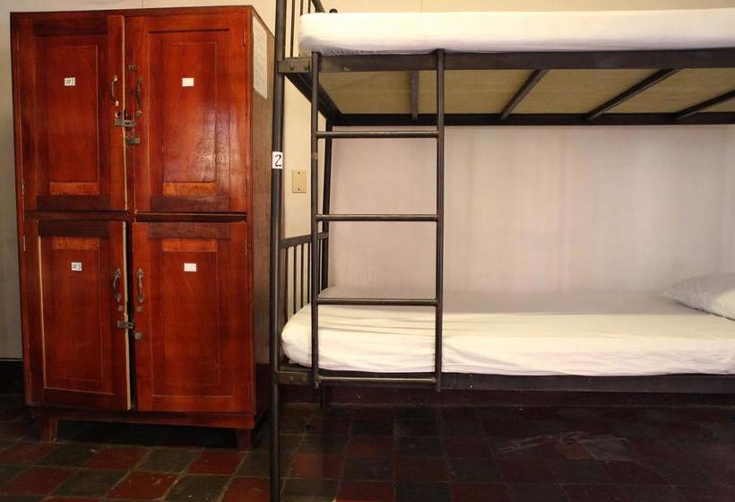 هاستل Hostal La Tortuga Booluda