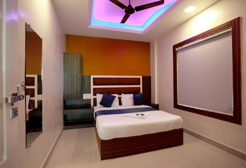 ホテル Fab Blue Orchid Railway Station