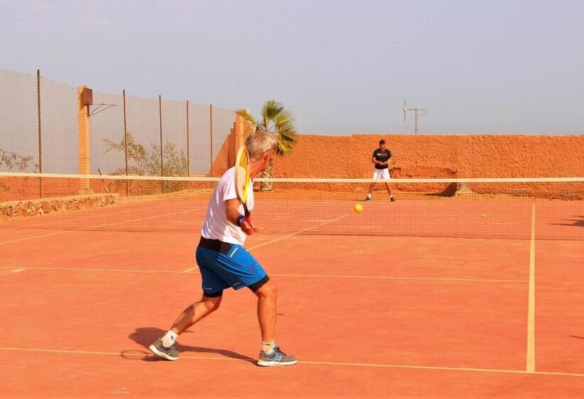 هتل De Charme Les 3 Chameaux 4 étoiles