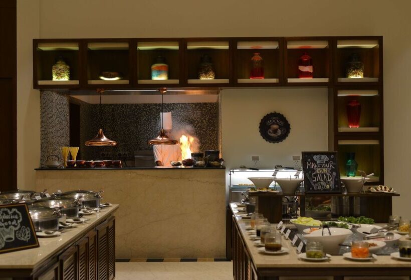 هتل Ramada Plaza Chennai