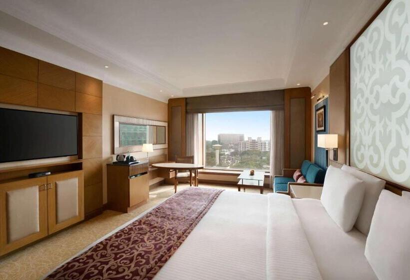 هتل Ramada Plaza Chennai