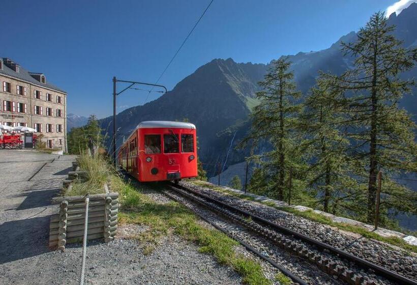 Отель Refuge Du Montenvers