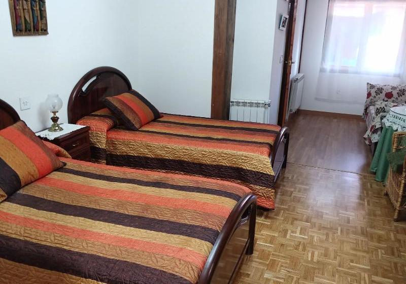 酒店 The Garden House 1975 La Casa De La Pradera