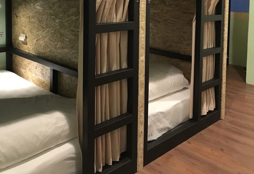 Tourist Bunny Hostel