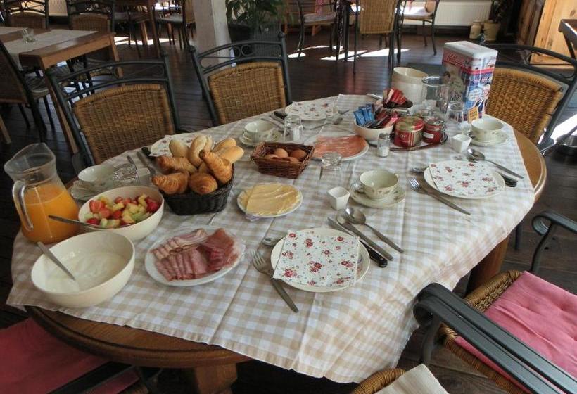 Bed and Breakfast De Turfstaeker