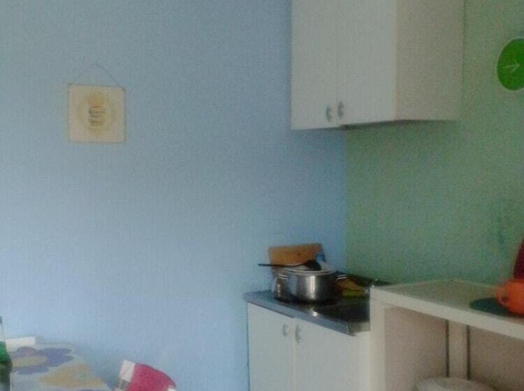 تختخواب و صبحانه Room In Bb   Bb Sciddicu Rooms, Lg
