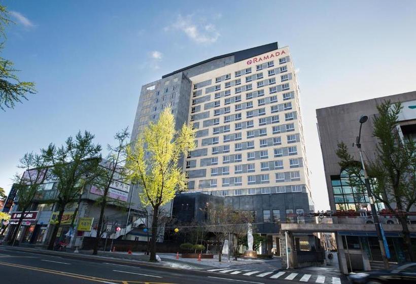 فندق Ramada By Wyndham Jeonju