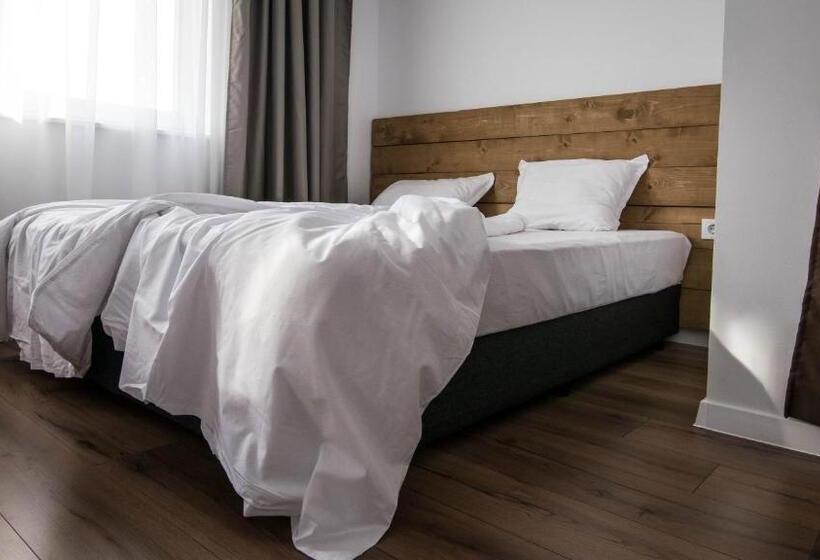 هتل The Mint Villa   Saint Vlas