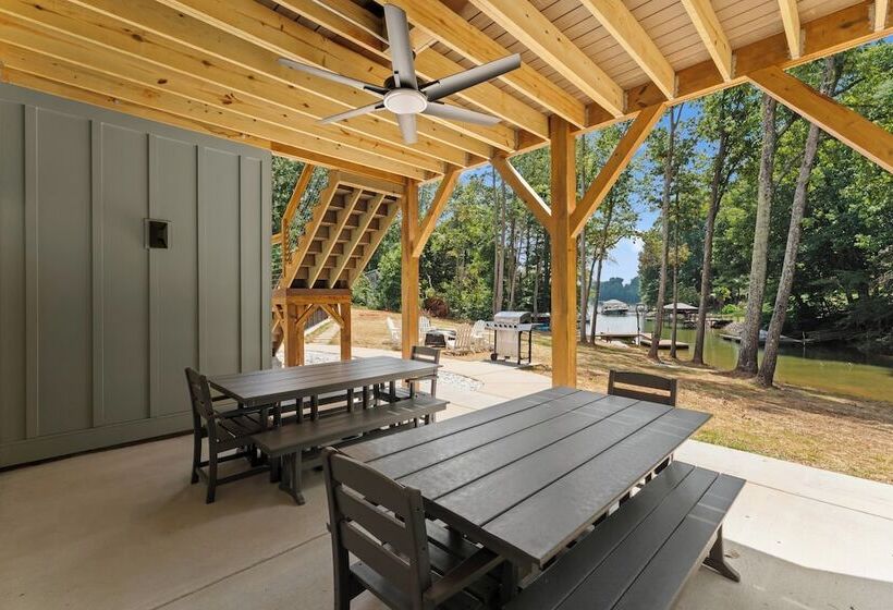 Hideaway Cove Private Dock, Firepit, New Build