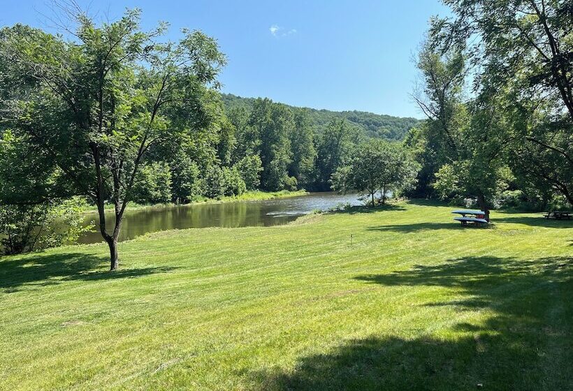 酒店 The Lodge At Tunkhannock Creek