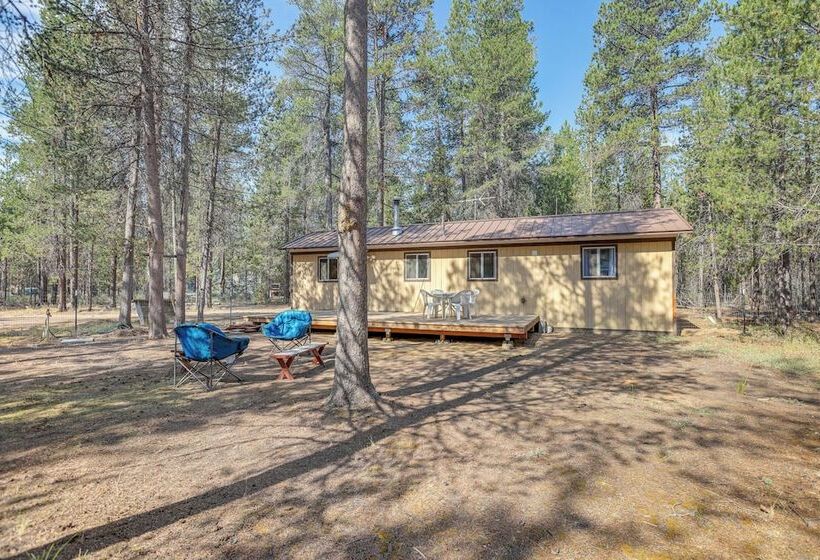 1 Mi To State Park: Peaceful La Pine Cabin W/ Deck