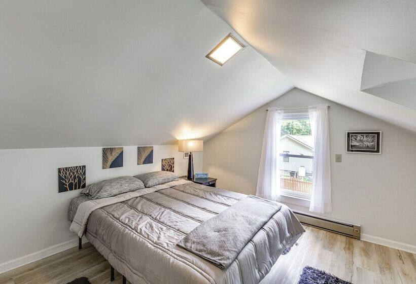 Updated Damascus Cottage On Appalachian Trail!